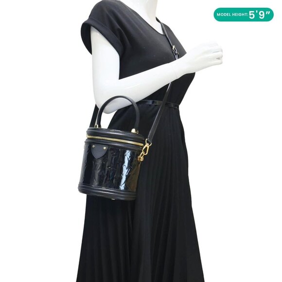 Louis Vuitton  Cannes Magnetique Monogram Vernis Shoulder Bag Black - Picture 2 of 12